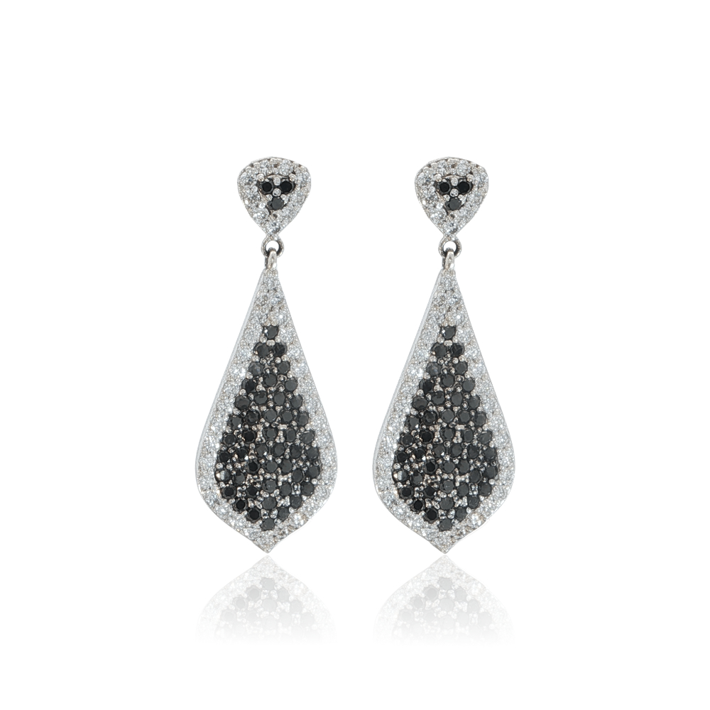 Náušnice z bílého zlata s černými a bílými diamanty