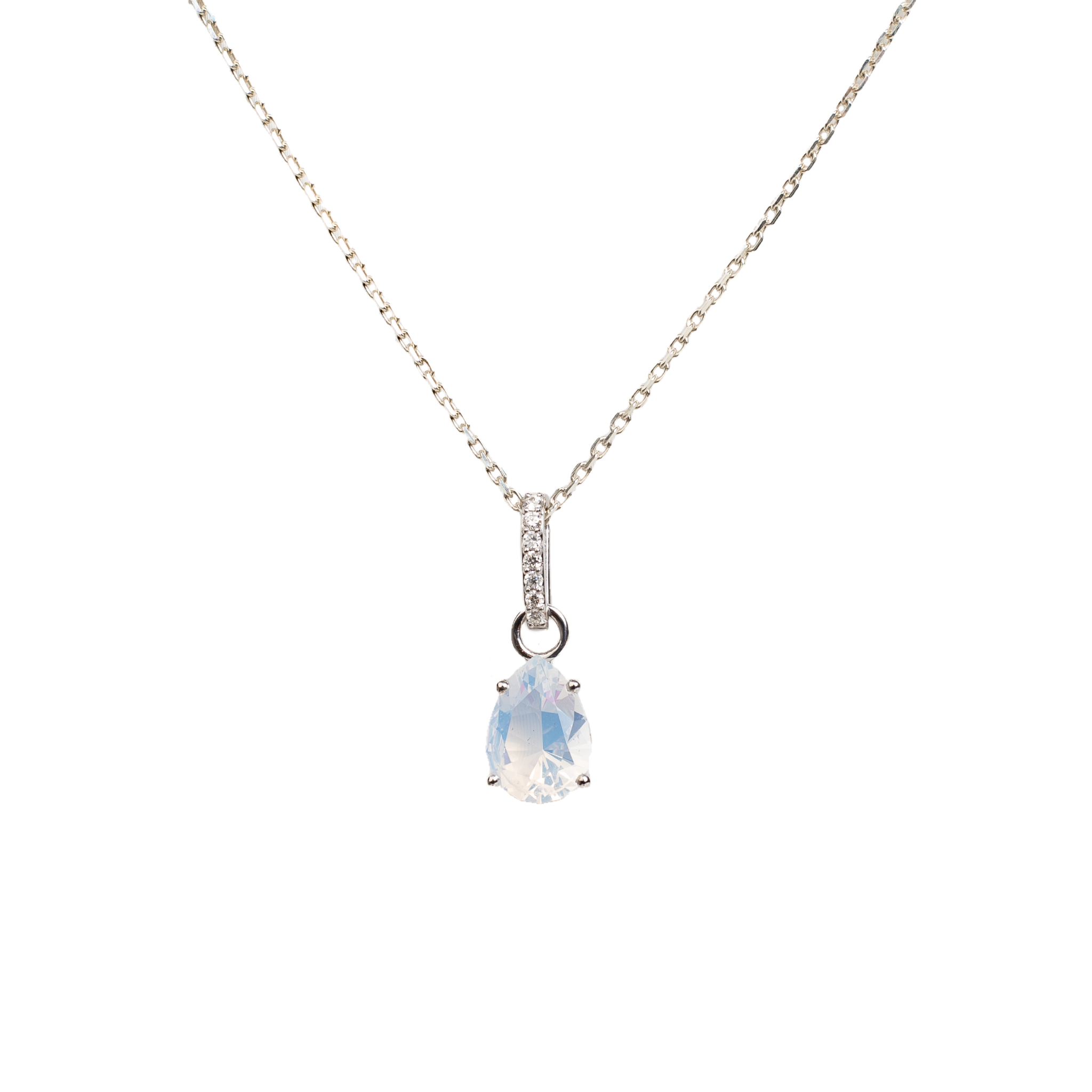 Přívěsek kapka se slovenským opálem - bíle zlato, diamanty