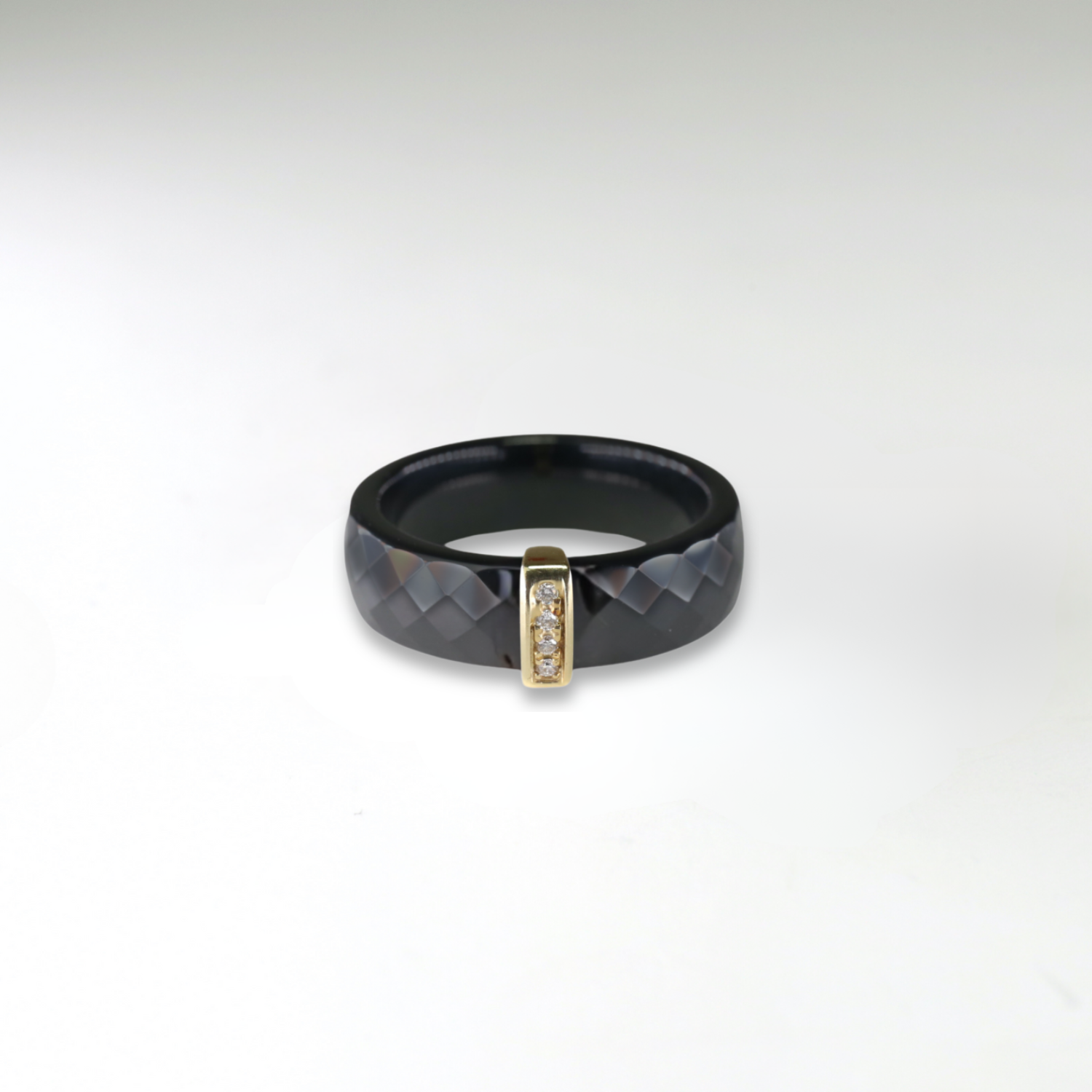 Kara I. F černá keramika - žluté zlato, diamanty