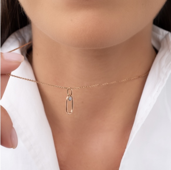 Přívěsek ovál - růžové zlato, slovenský opál